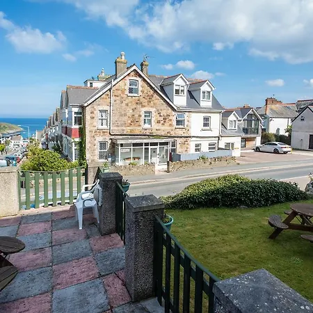 Guest house The Glendeveor Newquay (Cornwall)
