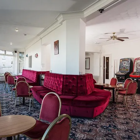 The Glendeveor 3*